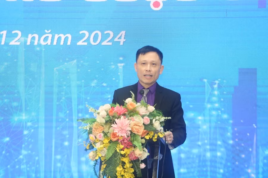 PGS TS Nguyễn Thành Lợi - Tổng Biên tập Báo Kinh tế &amp; Đô thị phát biểu khai mạc các sự kiện truyền thông đưa Luật Thủ đô 2024 vào cuộc sống.