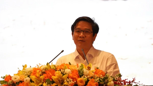 Ông Thái Văn Tài, Vụ trưởng Vụ Giáo dục phổ thông báo cáo tại Hội nghị Giám đốc Sở GD&ĐT năm 2025.