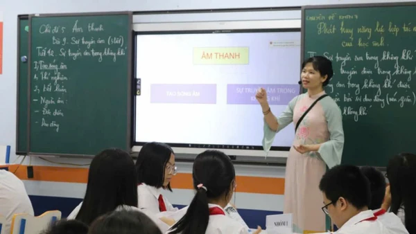 Giờ học tại Trường THCS Nam Từ Liêm (Xuân Phương, Hà Nội).