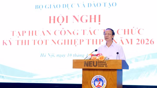 Thứ trưởng Thường trực Phạm Ngọc Thưởng phát biểu tại Hội nghị. Ảnh: Nguyễn Mạnh