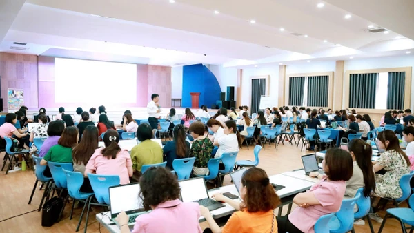 Bộ GD&ĐT lưu ý bố trí, hỗ trợ chuyên môn cho công chức cấp xã phụ trách giáo dục