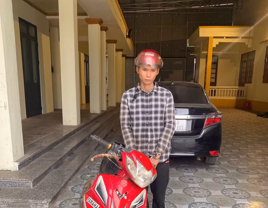 Đối tượng Nguyễn Văn Thế tại cơ quan công an.