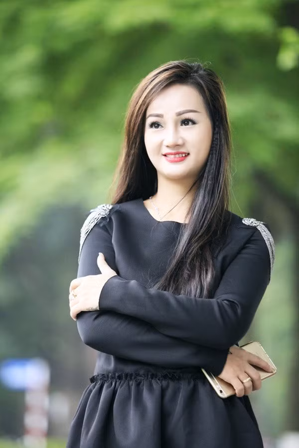 Ngỡ ngàng nhan sắc những bà ngoại Việt trẻ trung bất chấp thời gian ảnh 1