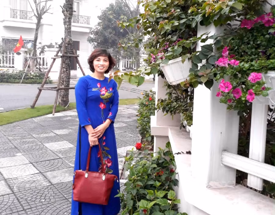 Cô Dương Thị Ngọc Hương - Giáo viên trường Tiểu học Hoàng Hoa Thám. 