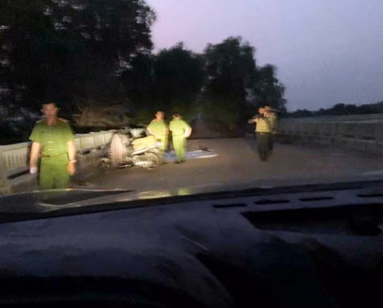 Hình ảnh được cho là khu vực 'hiệp sĩ' Nguyễn Thanh Hải vào tìm chỗ ẩn nấp của Lê Quốc Tuấn nhưng không có đối tượng