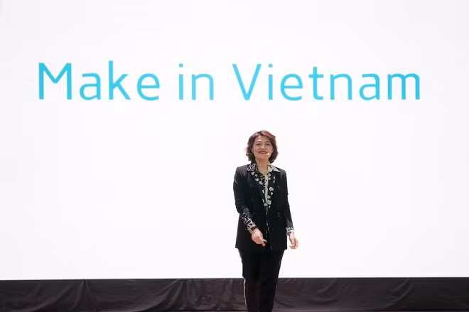 CEO VinTech City chia sẻ khát vọng chung tay cùng cộng đồng để tạo ra những sản phẩm “Make in Viet Nam” CEO VinTech City chia sẻ khát vọng chung tay cùng cộng đồng để tạo ra những sản phẩm “Make in Viet Nam”