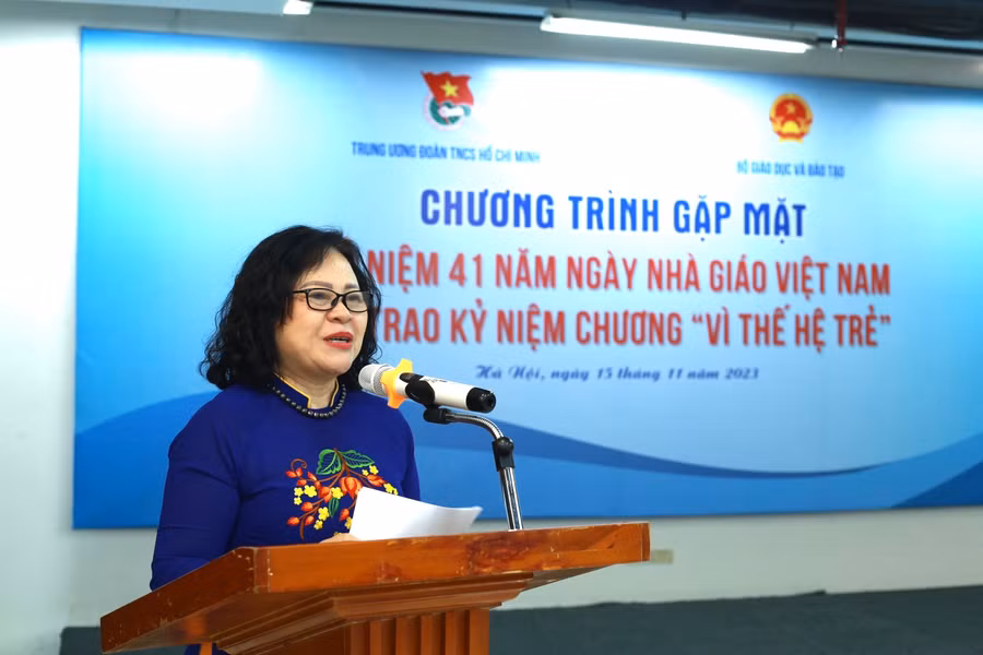 Thứ trưởng Ngô Thị Minh phát biểu tại chương trình.