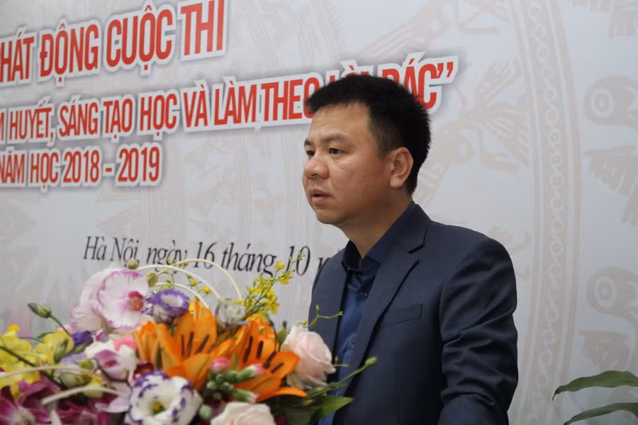 Ông Triệu Ngọc Lâm- Tổng biên tập Báo Giáo dục và Thời đại phát động cuộc thi "Những tấm gương tâm huyết, sáng tạo học và làm theo lời Bác” lần thứ II Ông Triệu Ngọc Lâm- Tổng biên tập Báo Giáo dục và Thời đại phát động cuộc thi "Những tấm gương tâm huyết, sáng tạo học và làm theo lời Bác” lần thứ II
