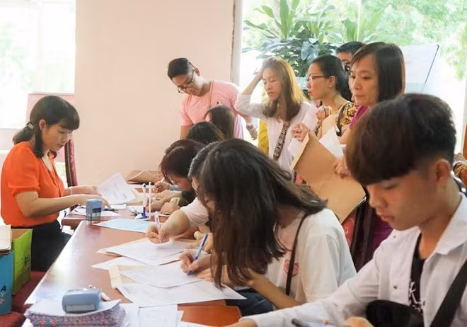 Một thí sinh của Hà Nội đăng kí 50 nguyện vọng xét tuyển