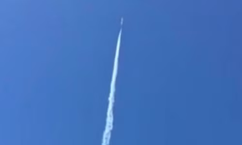 UFO suýt đâm vào chiến đấu cơ Chile