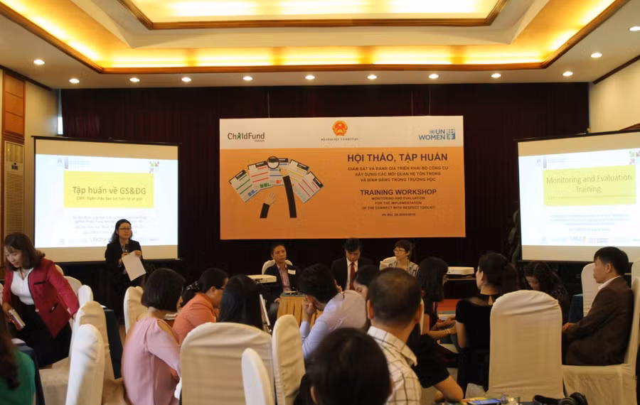 Quang cảnh hội thảo Quang cảnh hội thảo