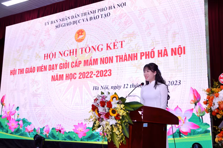 Cô giáo giúp trẻ phát triển toàn diện từ âm nhạc