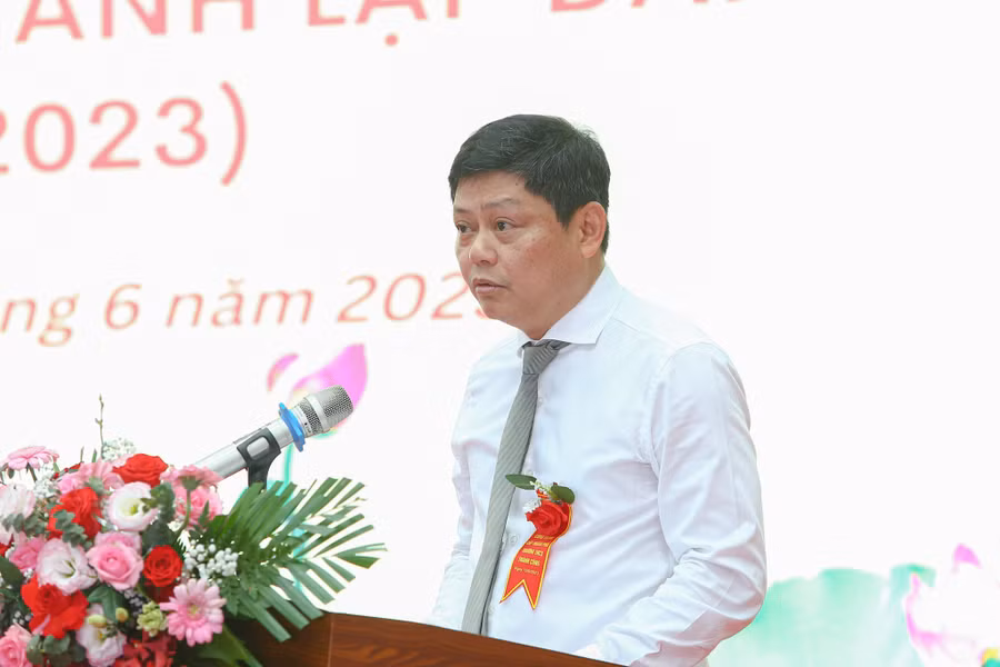 Chủ tịch UBND quận Ba Đình - Tạ Nam Chiến phát biểu tại buổi lễ.