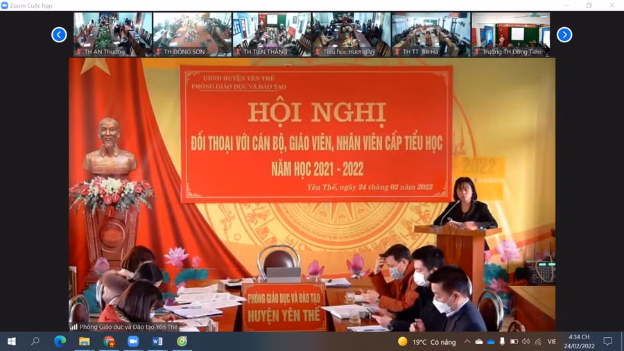 Bà Trần Thị Ánh Tuyết - Trưởng phòng GD&ĐT huyện phát biểu tại hội nghị. 
