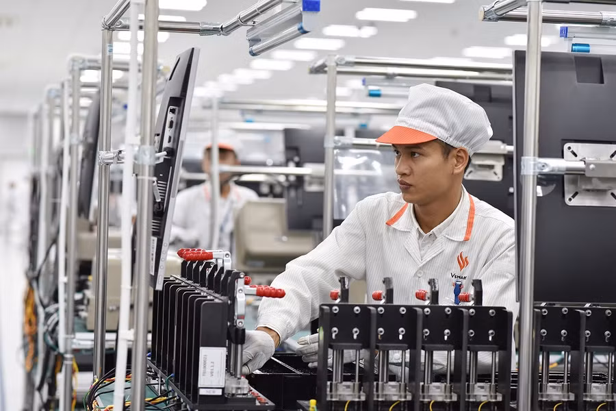 Thỏa thuận hợp tác với Qualcomm và Fujitsu giúp VinSmart tiến thêm một bước quan trọng trong việc làm chủ chuỗi cung ứng và sản xuất, tiến tới mục tiêu cung cấp các sản phẩm điện tử thông minh, chất lượng.