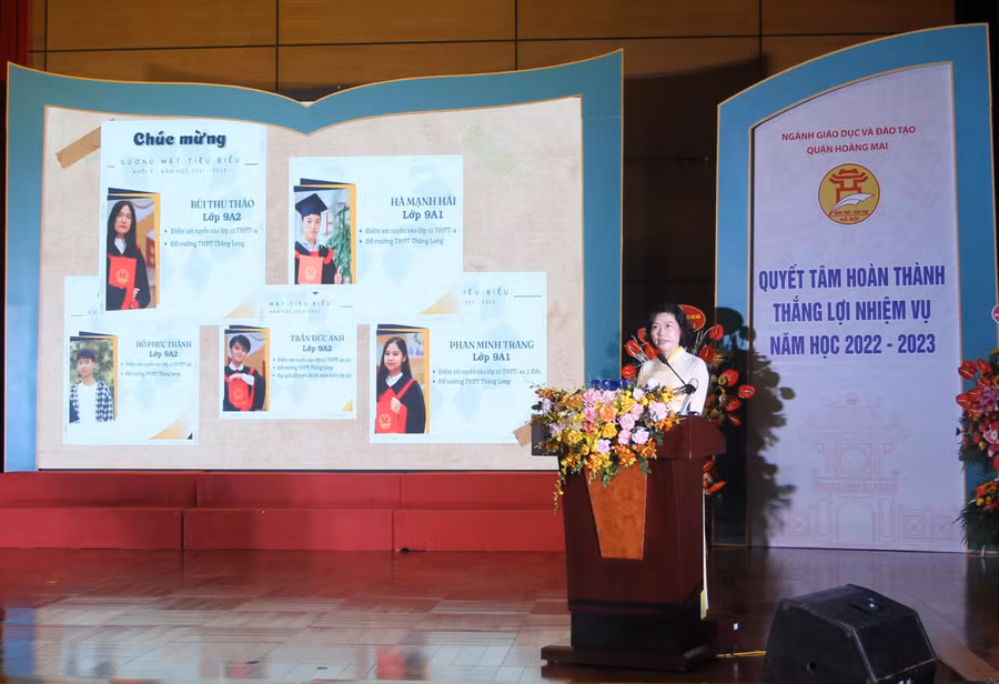 Đại biểu tham luận tại hội nghị