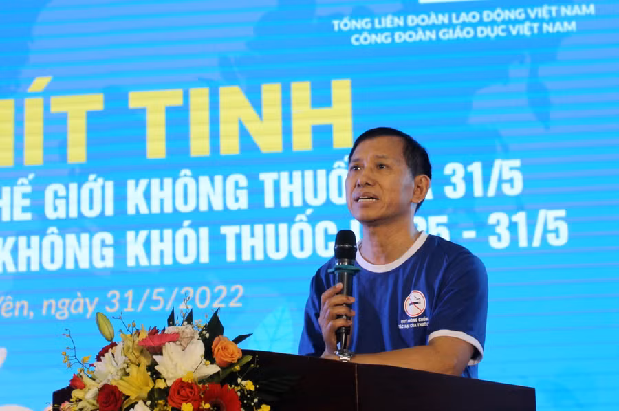 Ông Vũ Mạnh Tiêm- Phó trưởng Ban Tuyên giáo- Tổng Liên đoàn Lao động Việt Nam phát biểu tại chương trình