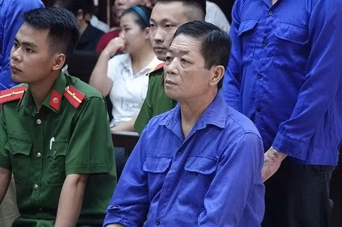 Trước đó, Nguyễn Kim Hưng đã bị TAND Hà Nội tuyên phạt 48 tháng tù vì tội "Cưỡng đoạt tài sản".