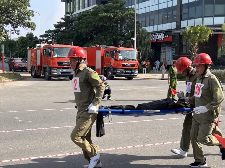 Các tình huống diễn tập cứu nạn cứu hộ.