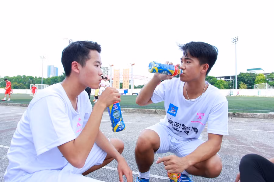 Number q Active Chanh muối giúp các cầu thủ bền bỉ hơn