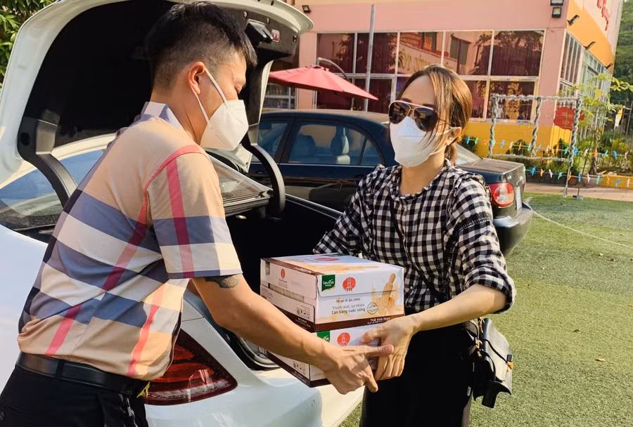 Những việc làm thiết thực của cực HS trường THPT Chuyên Bắc Giang ủng hộ tuyến đầu chống dịch.