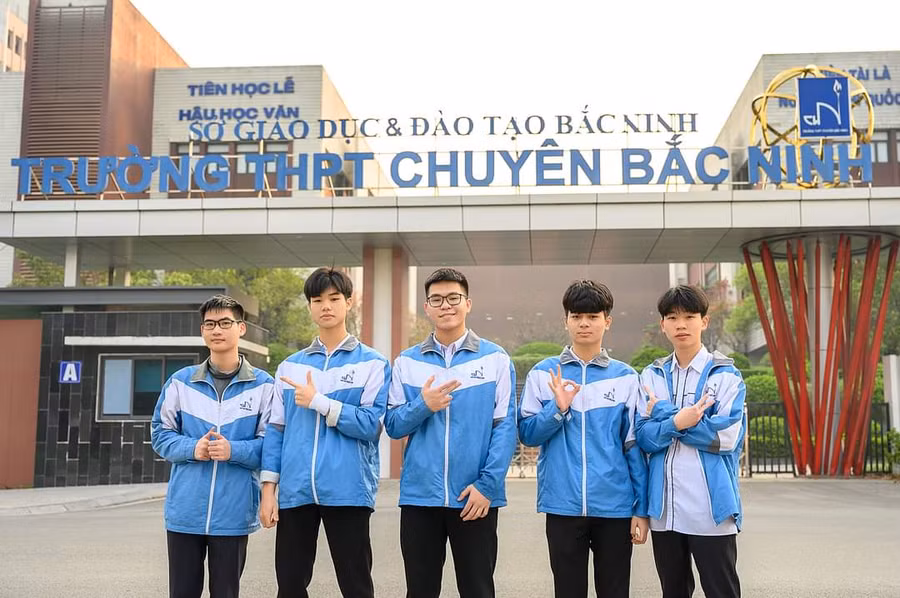 5 học sinh trường THPT Chuyên Bắc Ninh đạt giải Nhất tại kỳ thi chọn HSG quốc gia năm 2023. 