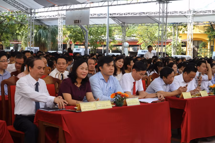 Các đại biểu dự chuyên đề