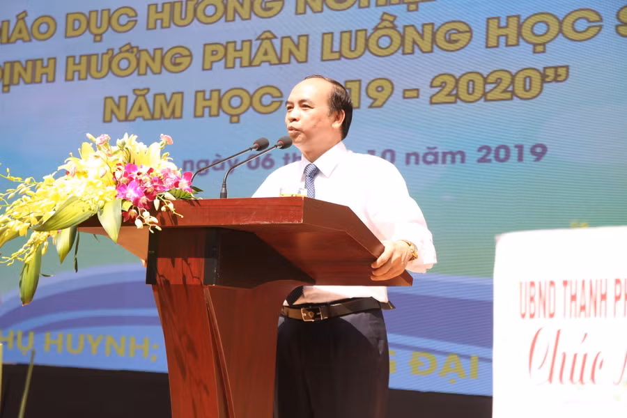 Phó Giám đốc Sở GD&ĐT Hải Phòng Đỗ Văn Lợi