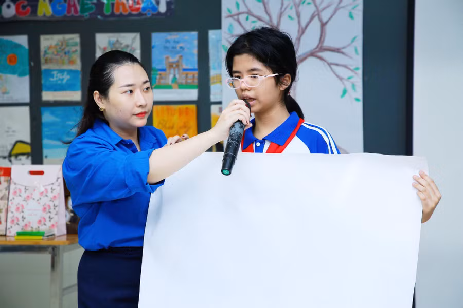 Cô Phương tổ chức nhiều hoạt động ngoại khoá cho học sinh