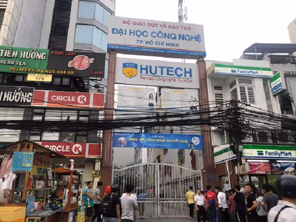 Trường ĐH Công nghệ TPHCM cho sinh viên nghỉ học, giảng viên nghỉ dạy từ ngày 2 đến hết ngày 6/12.