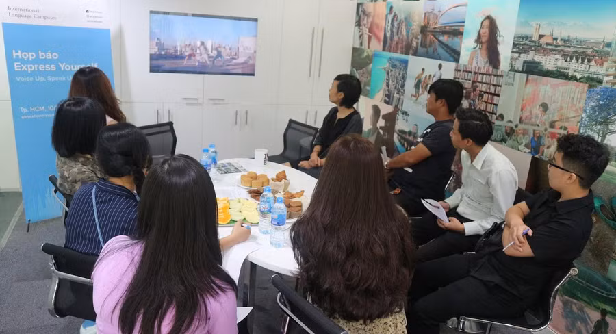 Buổi họp báo phát động cuộc thi Buổi họp báo phát động cuộc thi