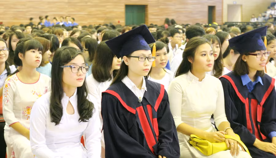 Viện Đại học Mở Hà Nội vang tiếng trống trường