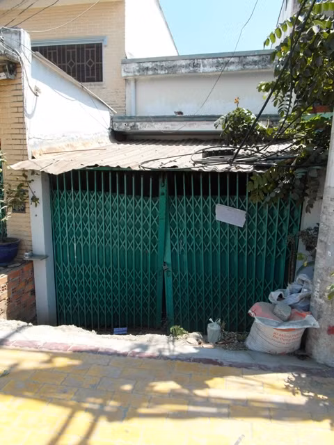 Tránh ngập đường, lo ngập nhà 