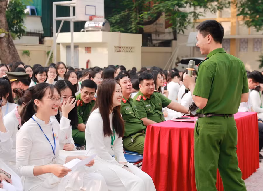 Ảnh minh họa chụp trước khi giãn cách xã hội do dịch.