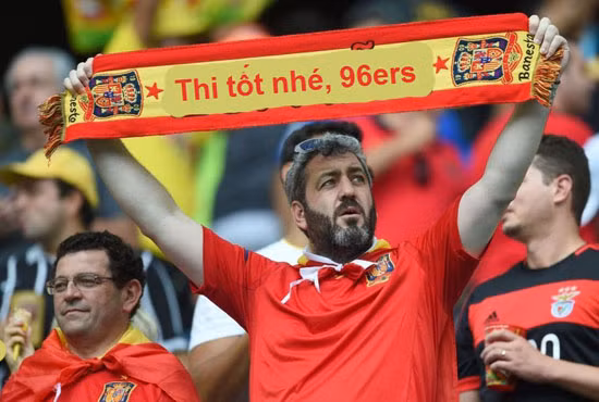 World Cup tạm nghỉ để sĩ tử thi Đại học