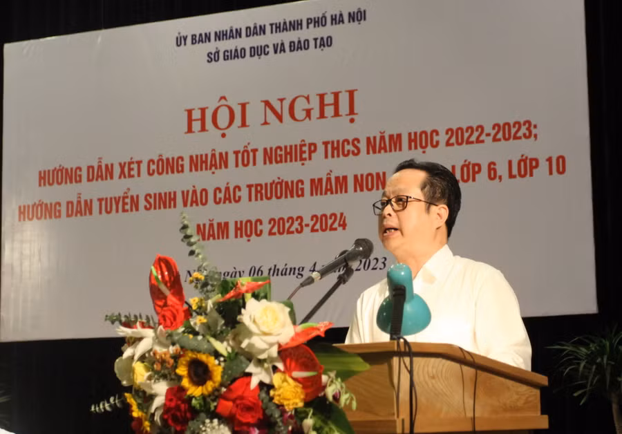 Giám đốc Sở GD&amp;ĐT Hà Nội phát biểu kết luận hội nghị.