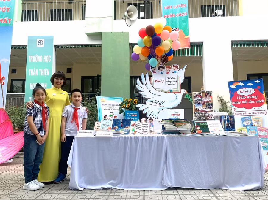 Cô Nguyễn Thu Hà với nhiều phương pháp giúp học sinh tạo thói quen đọc sách.