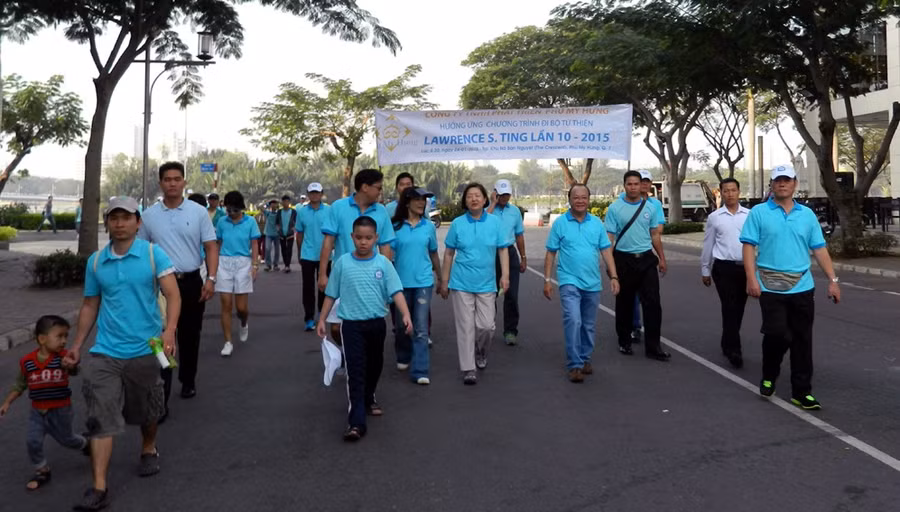Những thành viên về đích đầu tiên