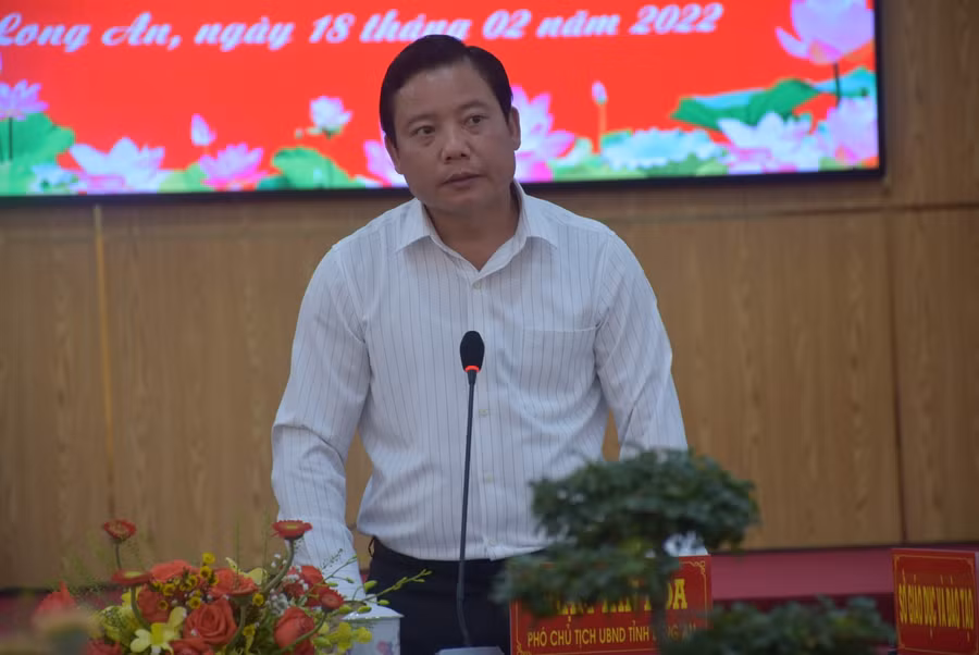 Phát biểu tại buổi làm việc, ông Phạm Tấn Hòa - Phó chủ tịch UBND tỉnh Long An cám ơn sự quan tâm của Bộ GD&amp;ĐT đối với giáo dục tỉnh Long An. Đồng thời, cam kết sẽ tiếp thu ý kiến của đoàn công tác để triển khai đối với ngành GD&amp;ĐT của tỉnh sắp tới.