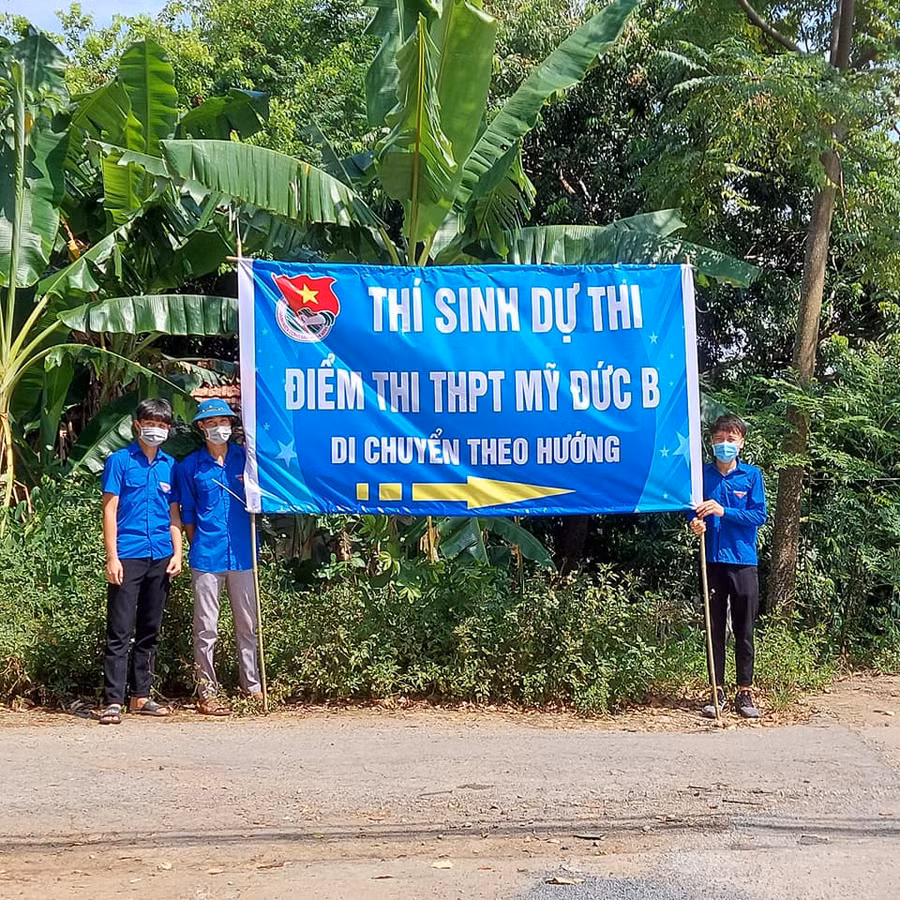 Phân luồng giao thông để thí sinh không đi qua vùng dịch