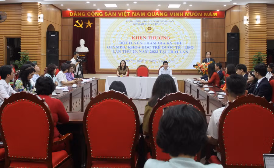 Quang cảnh buổi lễ.