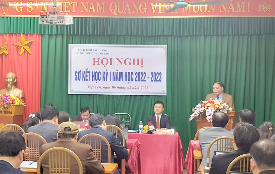 Bắc Giang sơ kết học kỳ I năm học 2022 -2023.