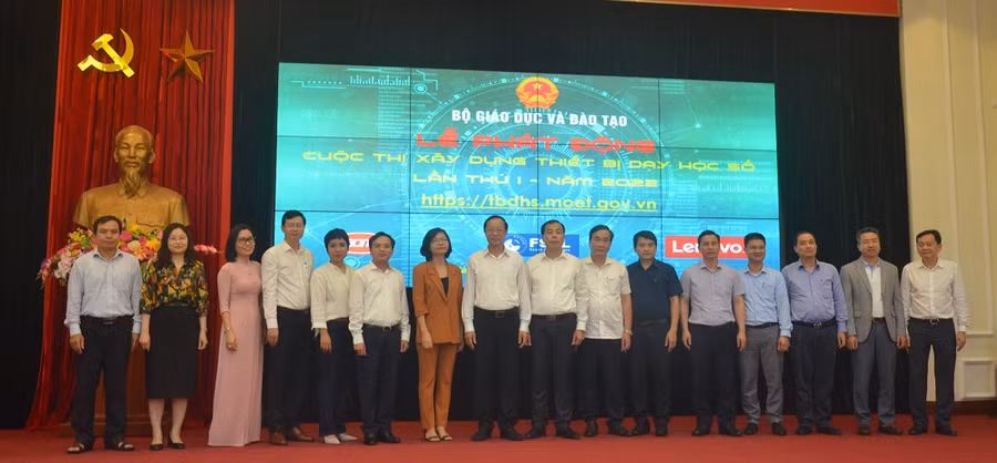Đại biểu dự lễ phát động.
