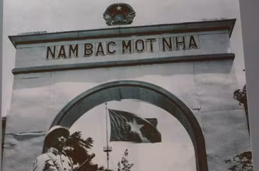 Ngọn cờ giới tuyến