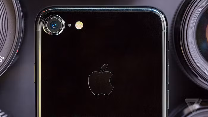 iPhone 8 sẽ bị hoãn sang đầu 2018