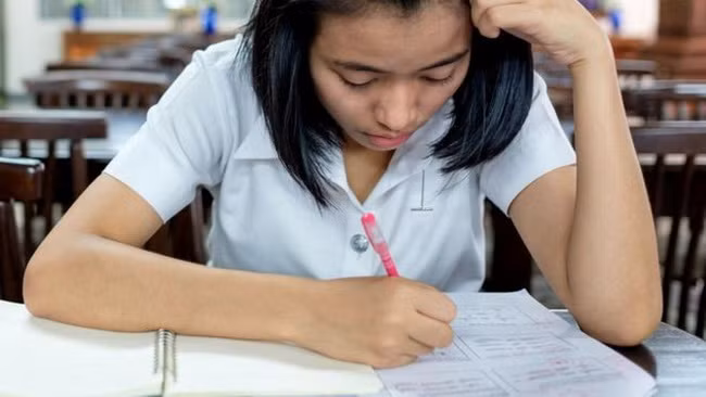 Trời càng nóng, kết quả thi cử càng thấp? 