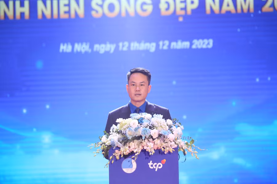 Đồng chí Nguyễn Kim Quy, Phó Chủ tịch thường trực Hội Liên hiệp Thanh niên Việt Nam phát biểu.
