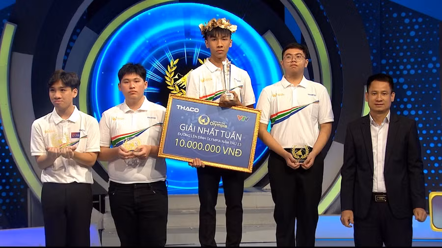 Phạm Thái Tuấn là người giành chiến thắng trong cuộc thi tuần cuối cùng Đường lên đỉnh Olympia năm thứ 23.