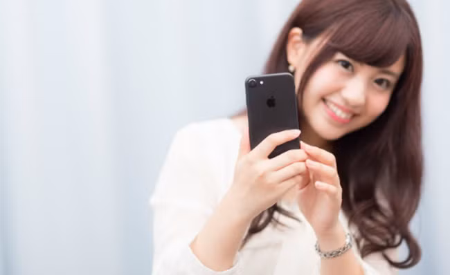 84,8 % nữ sinh trung học Nhật Bản sử dụng iPhone