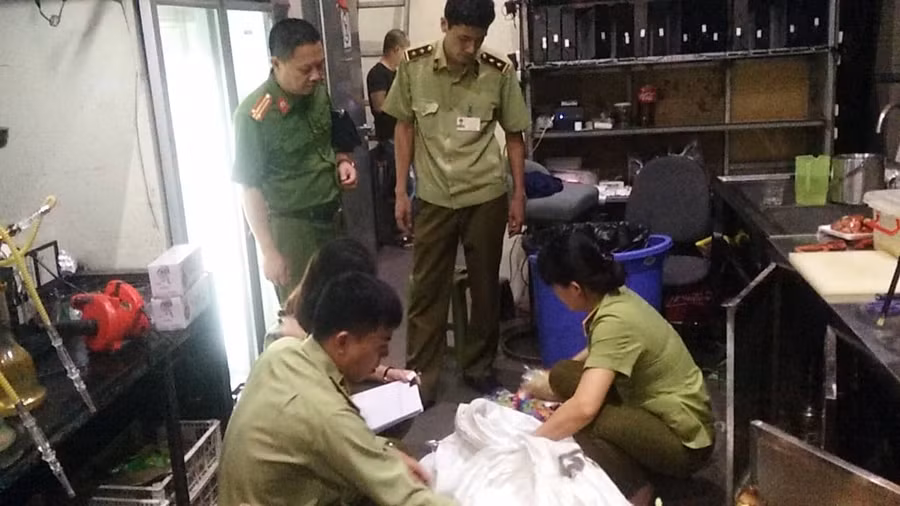 Hà Nội tổng kiểm tra “bóng cười” khu vực trung tâm